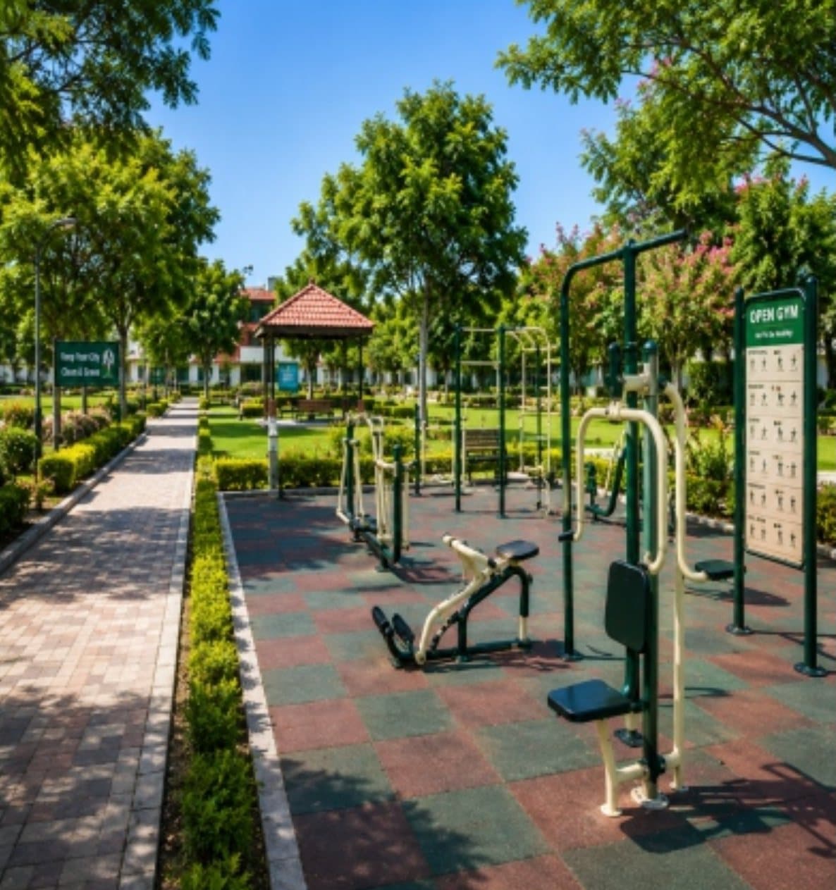 Open gym in the Shyam Aangan park